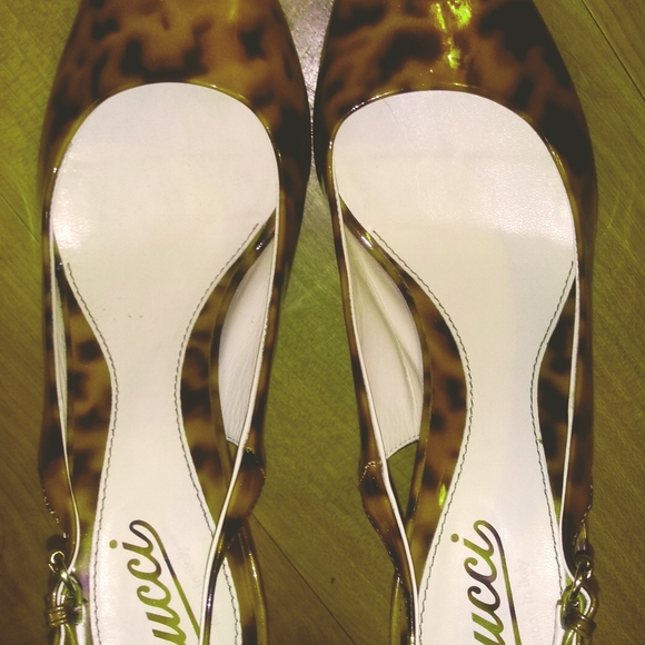 Gucci leopard slingback pumps